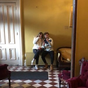 Meet your Posher, Hailey